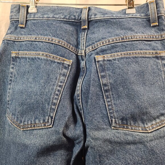 LL Bean Ladies Blue Jeans. Size 6 Original Fit/Relaxed - Picture 5 of 11